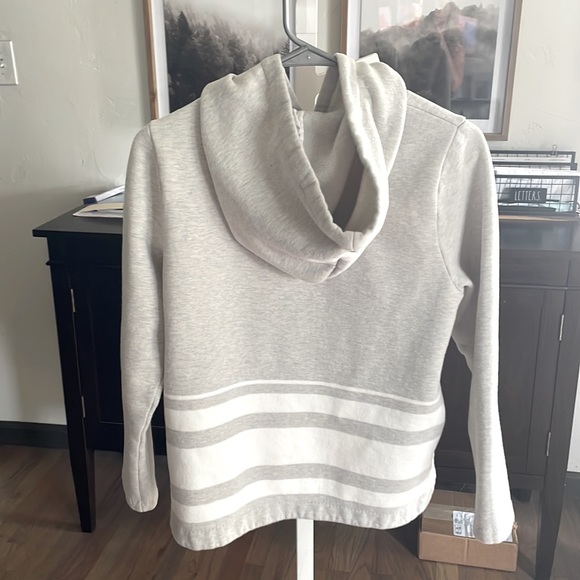 JCrew Sweatshirt - Picture 2 of 3